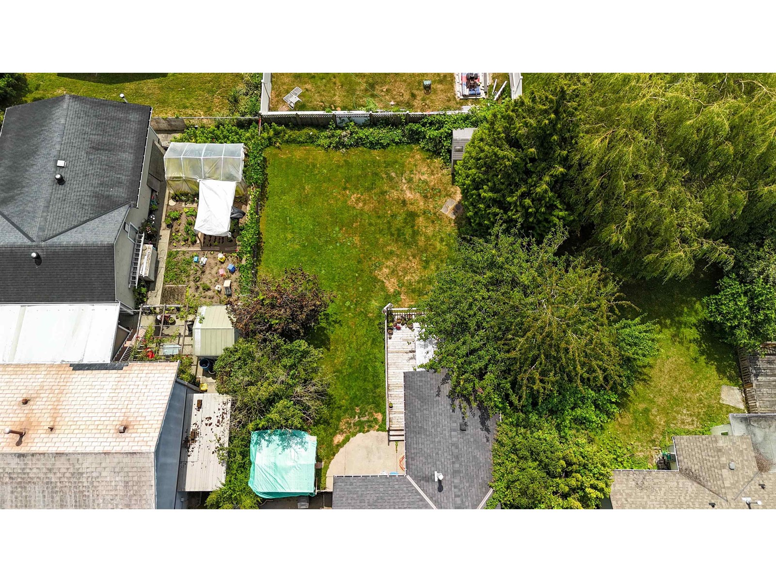 Photo 3 of 17878 60 Avenue, Surrey BC