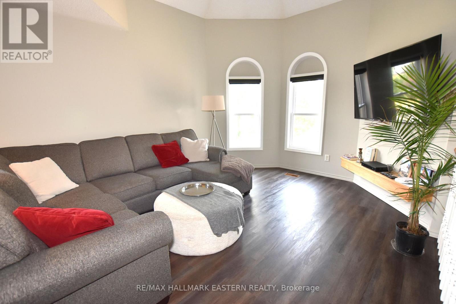 Photo 14 of 1259 Wildlark Drive, Peterborough ON