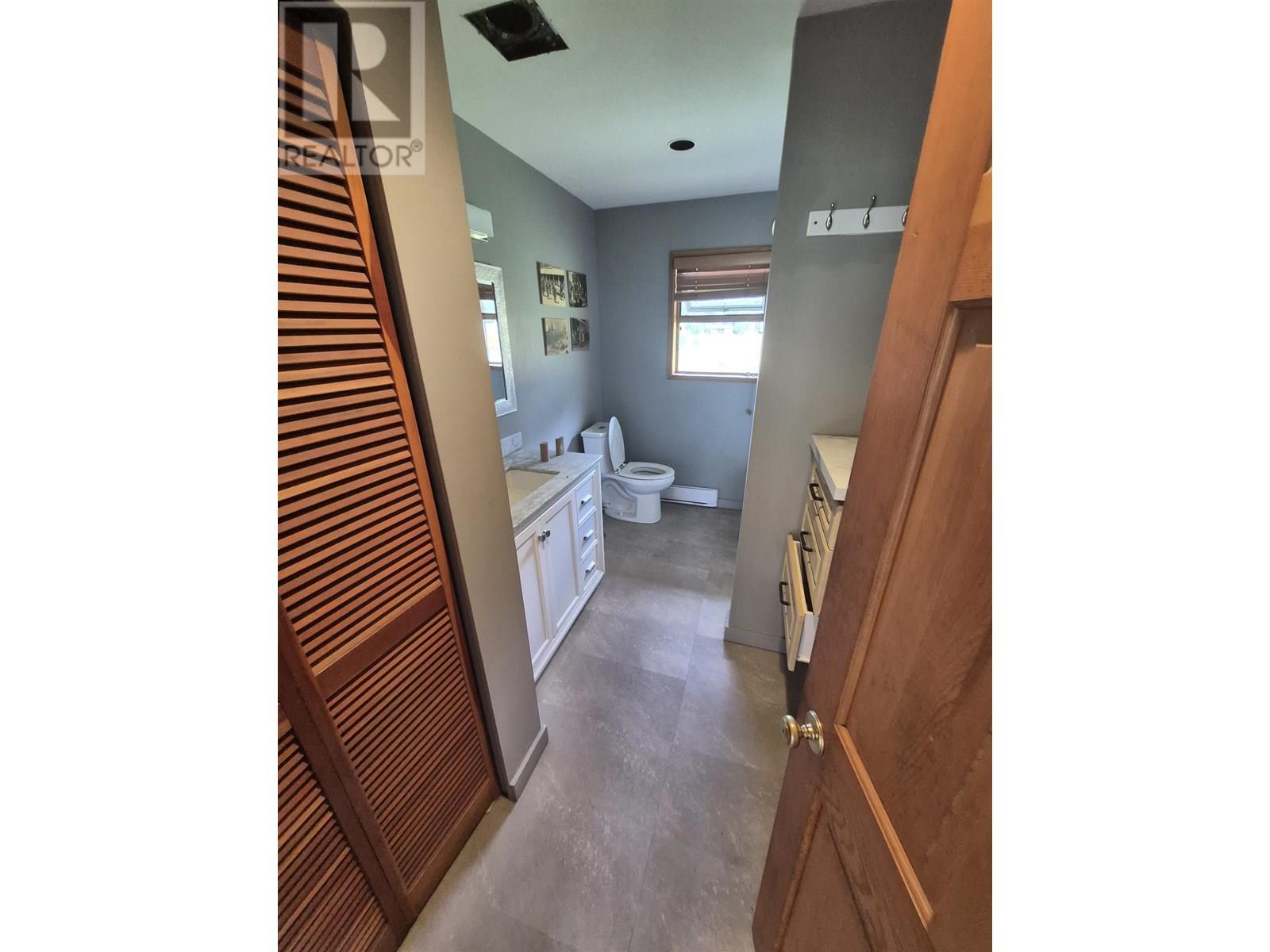 8184 PEMBERTON MEADOWS ROAD, Pemberton