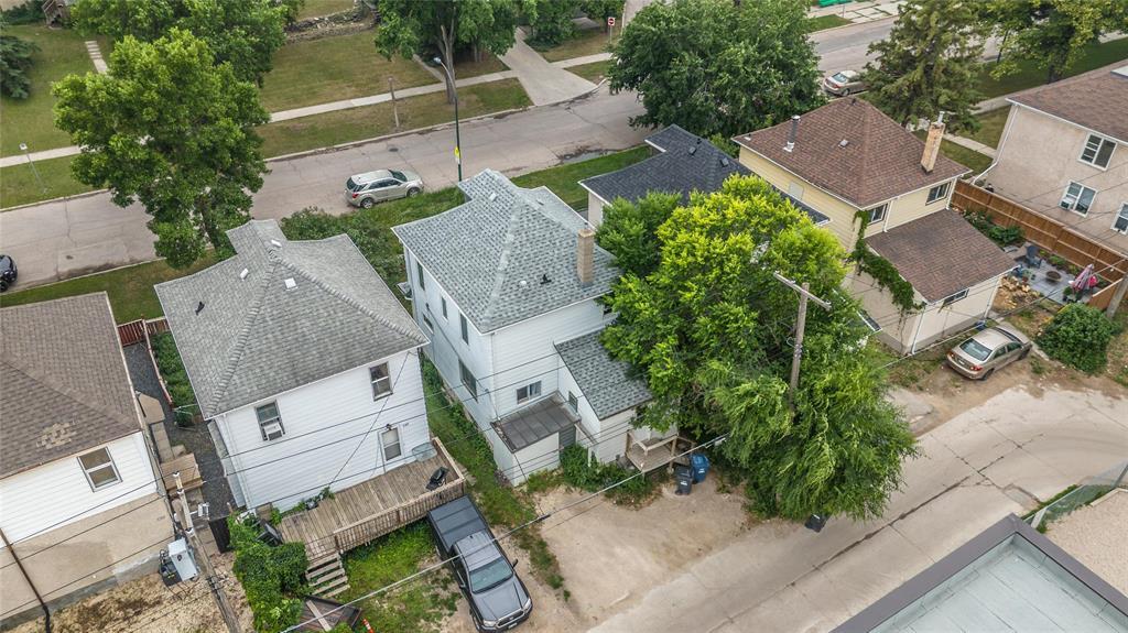 Photo 24 of 143 Enfield Crescent, Winnipeg MB