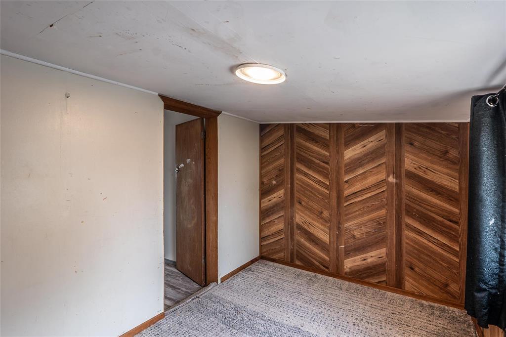 Photo 7 of 1464 Alexander Avenue, Winnipeg MB