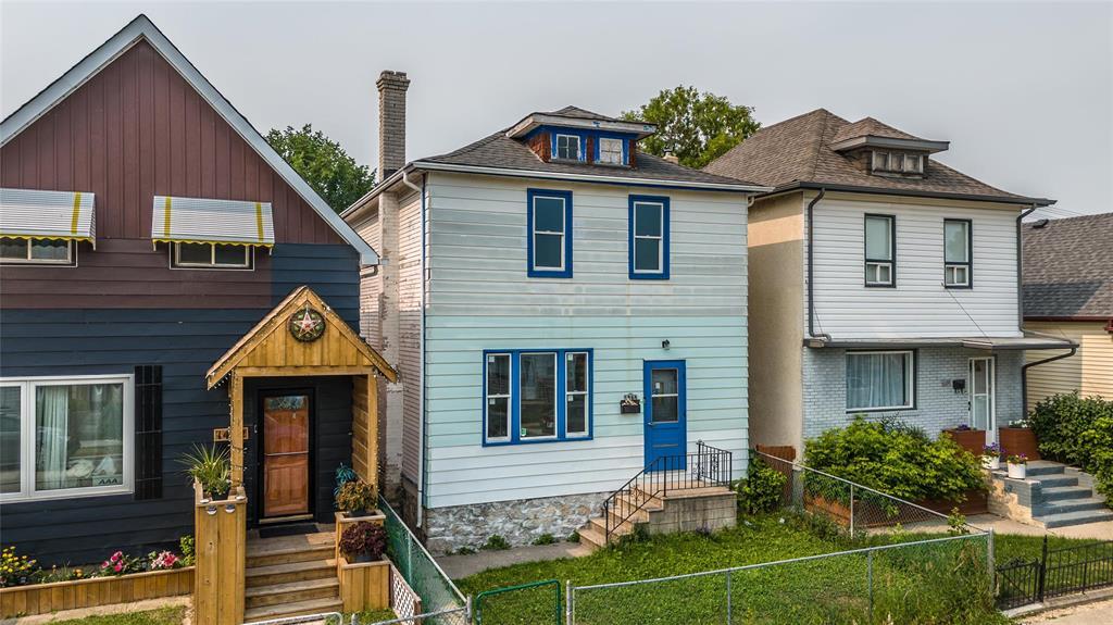 Photo 12 of 1464 Alexander Avenue, Winnipeg MB