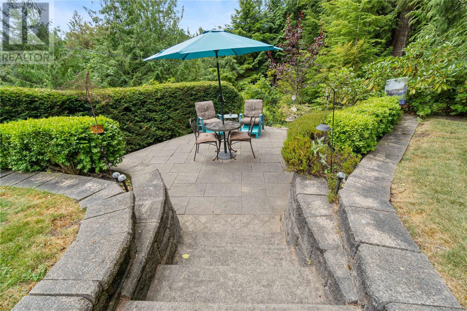 Photo 37 of 1651 Abbey Rd, Qualicum Beach BC