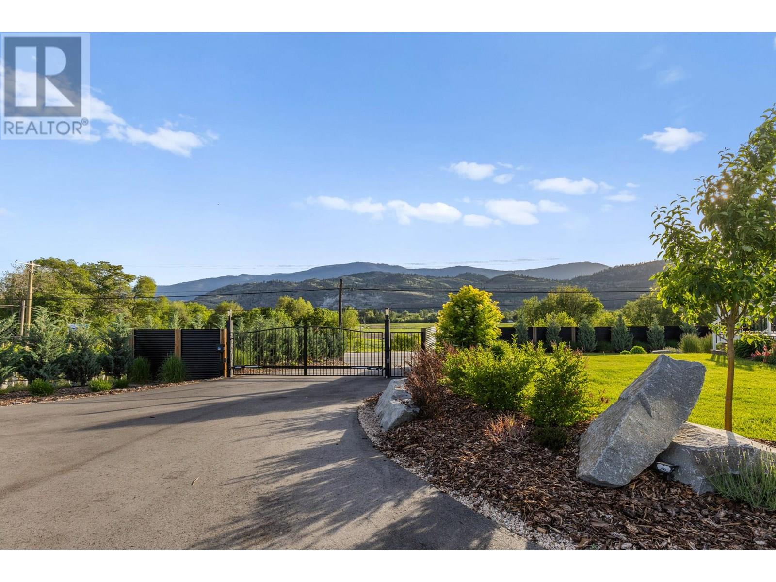 7207 Tucelnuit Drive, Oliver