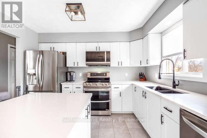 Photo 22 of 2667 8th Avenue E, Owen Sound ON
