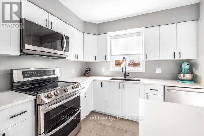 Photo 19 of 2667 8th Avenue E, Owen Sound ON