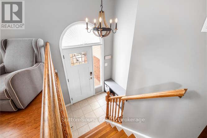 Photo 8 of 2667 8th Avenue E, Owen Sound ON
