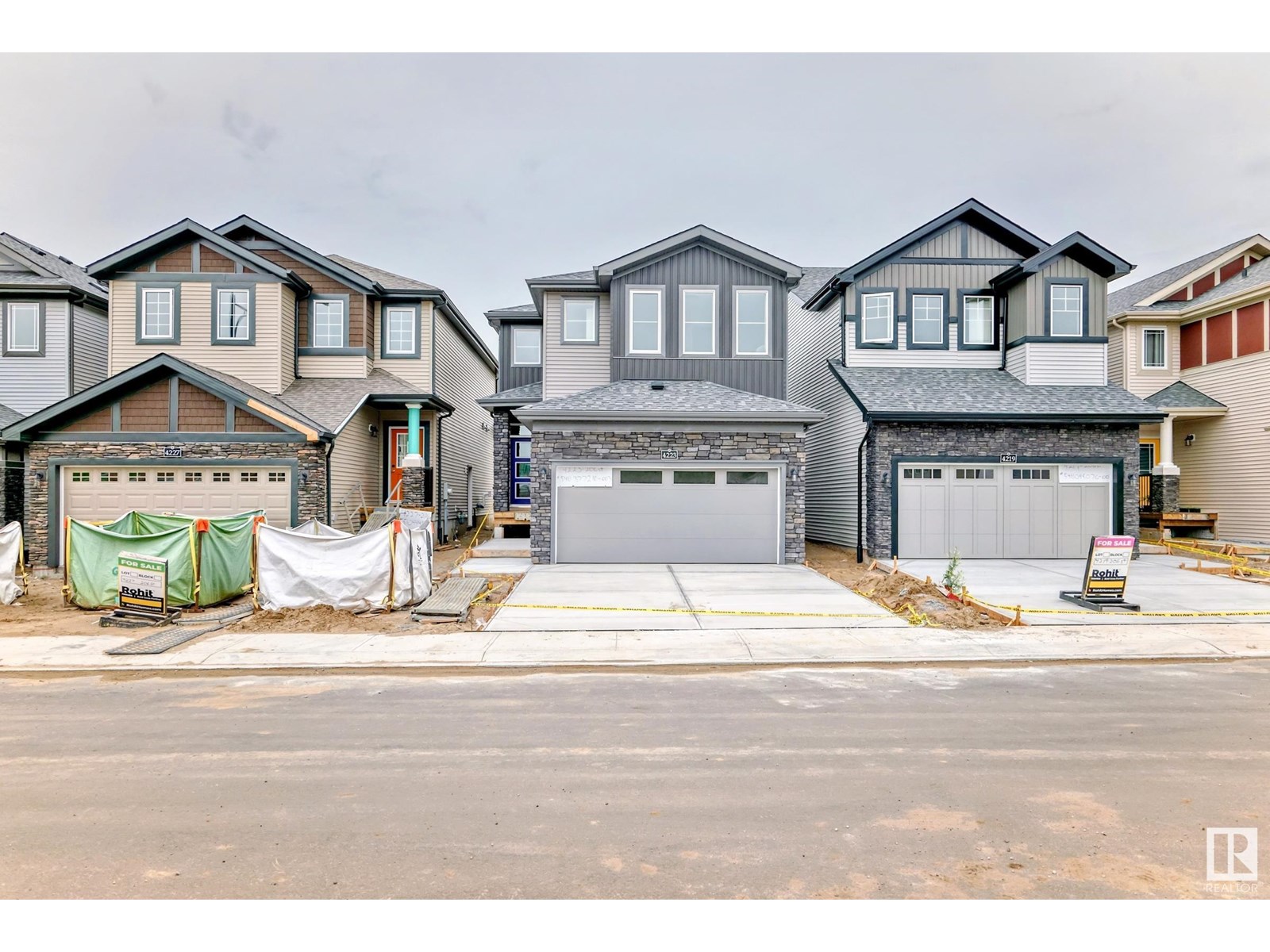 Photo 49 of 4223 206 St Nw, Edmonton AB