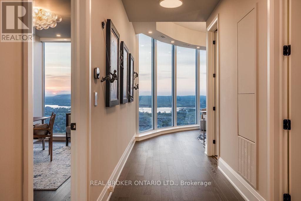 Photo 10 of 4401 805 Carling Avenue, Ottawa ON