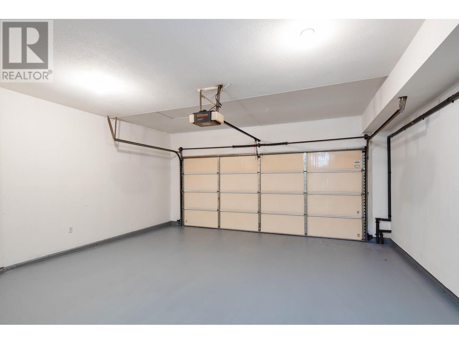 Photo 10 of 20 9311 Dayton Avenue, Richmond BC