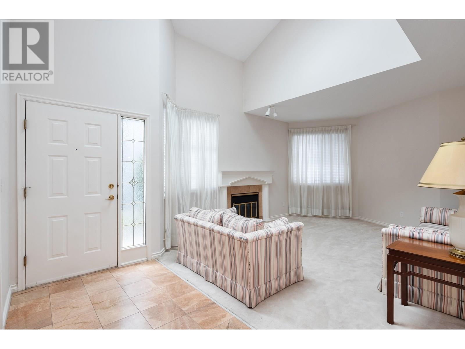 Photo 5 of 20 9311 Dayton Avenue, Richmond BC
