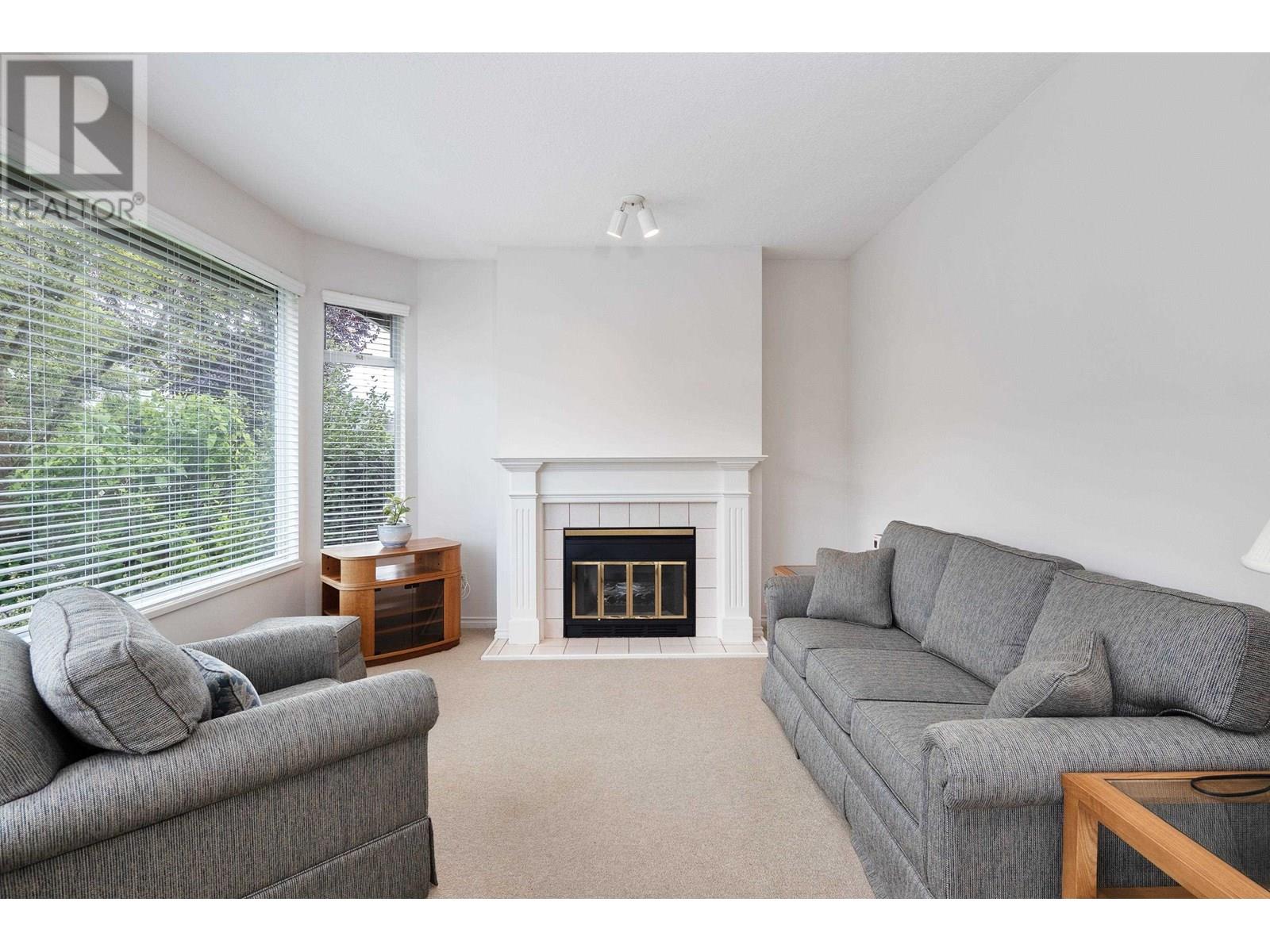 Photo 3 of 20 9311 Dayton Avenue, Richmond BC