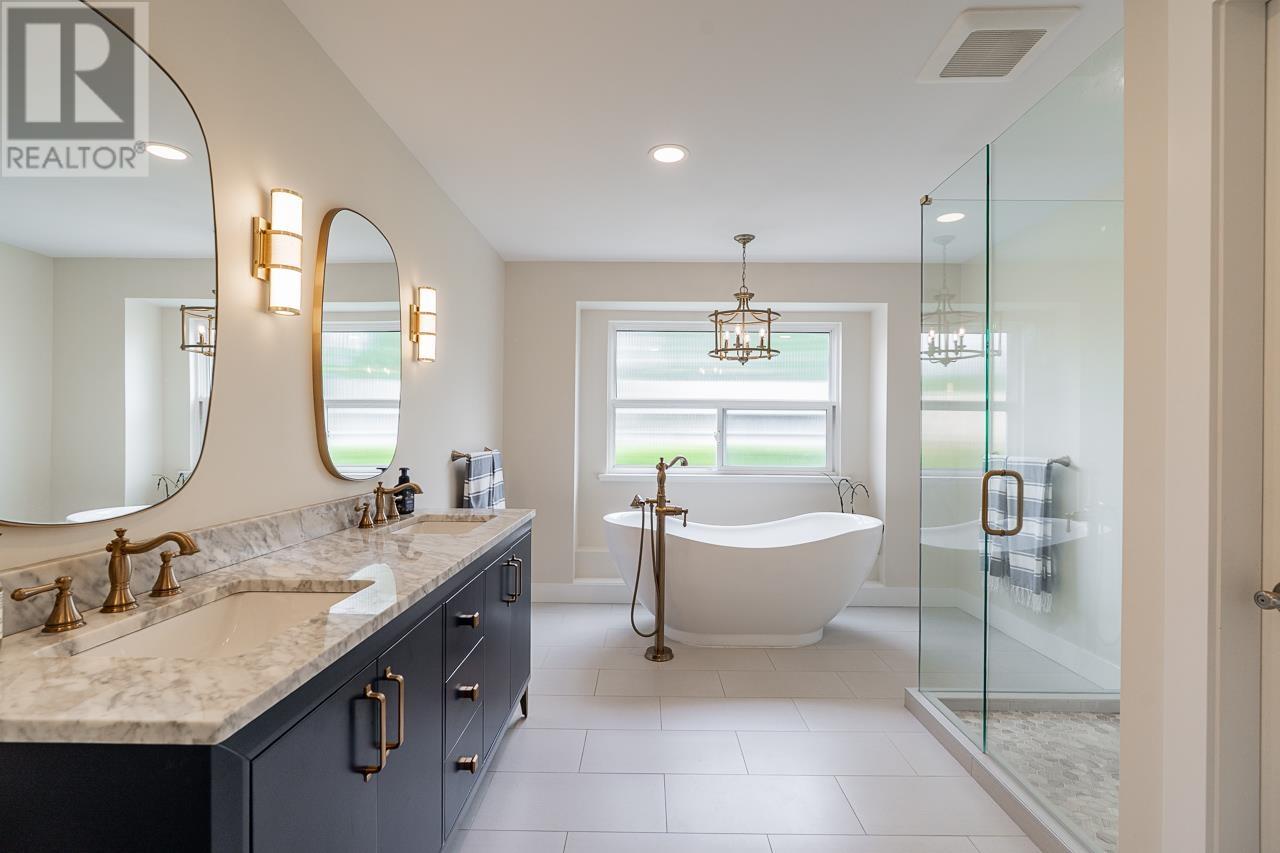 Photo 19 of 3803 Epping Court, Burnaby BC