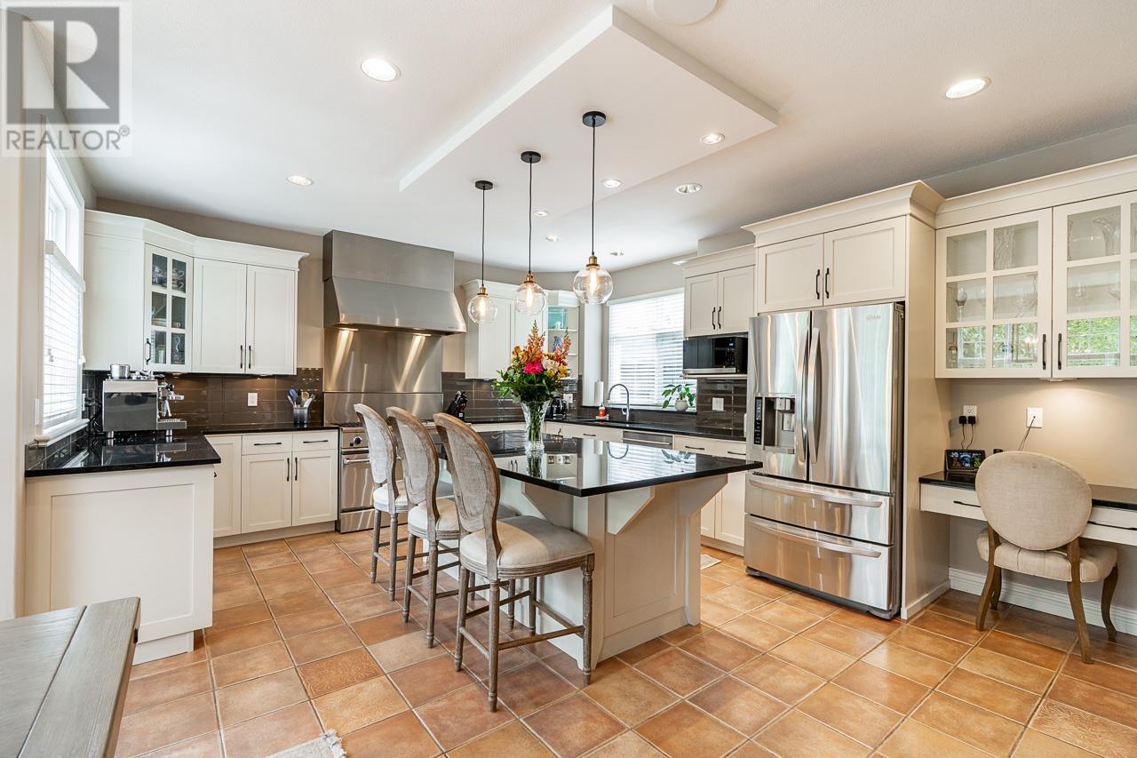 Photo 9 of 3803 Epping Court, Burnaby BC