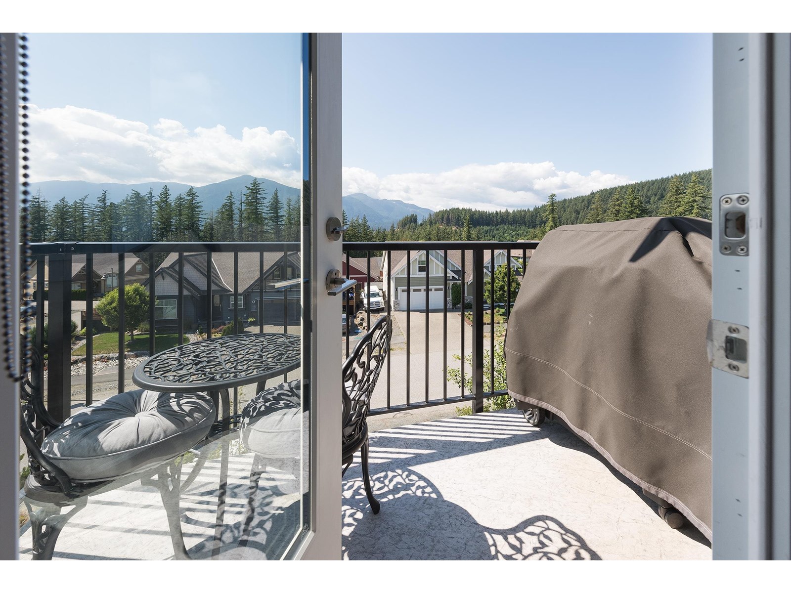 3 1928 WOODSIDE BOULEVARD, Mt Woodside, Agassiz