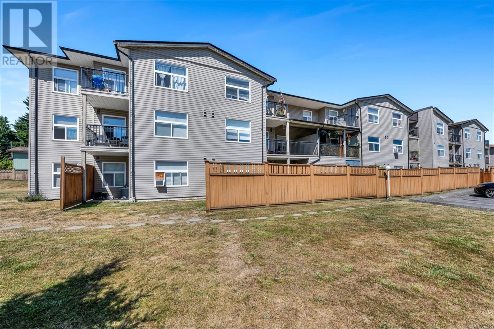 Photo 8 of 314 3215 Cowichan Lake Rd, Duncan BC