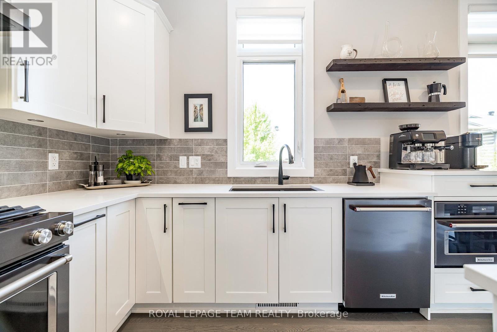 Photo 14 of 368 Trestle Street, Ottawa ON