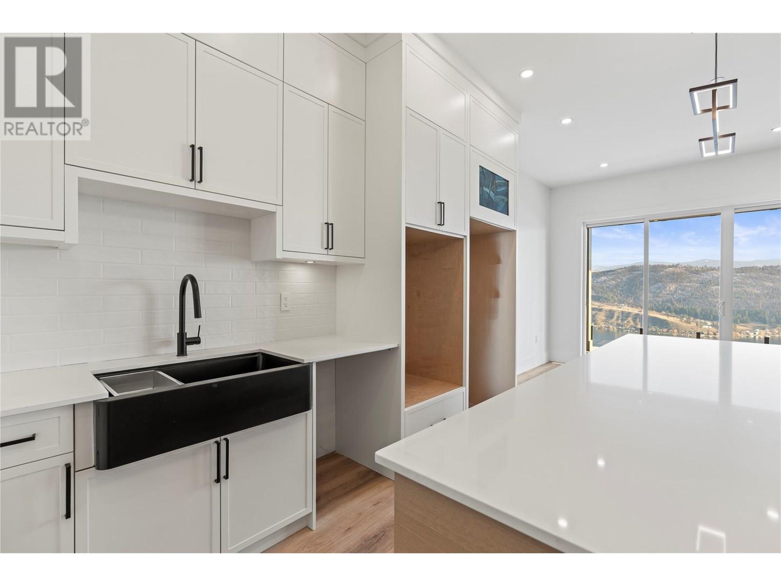  8948 Tavistock Road, Vernon