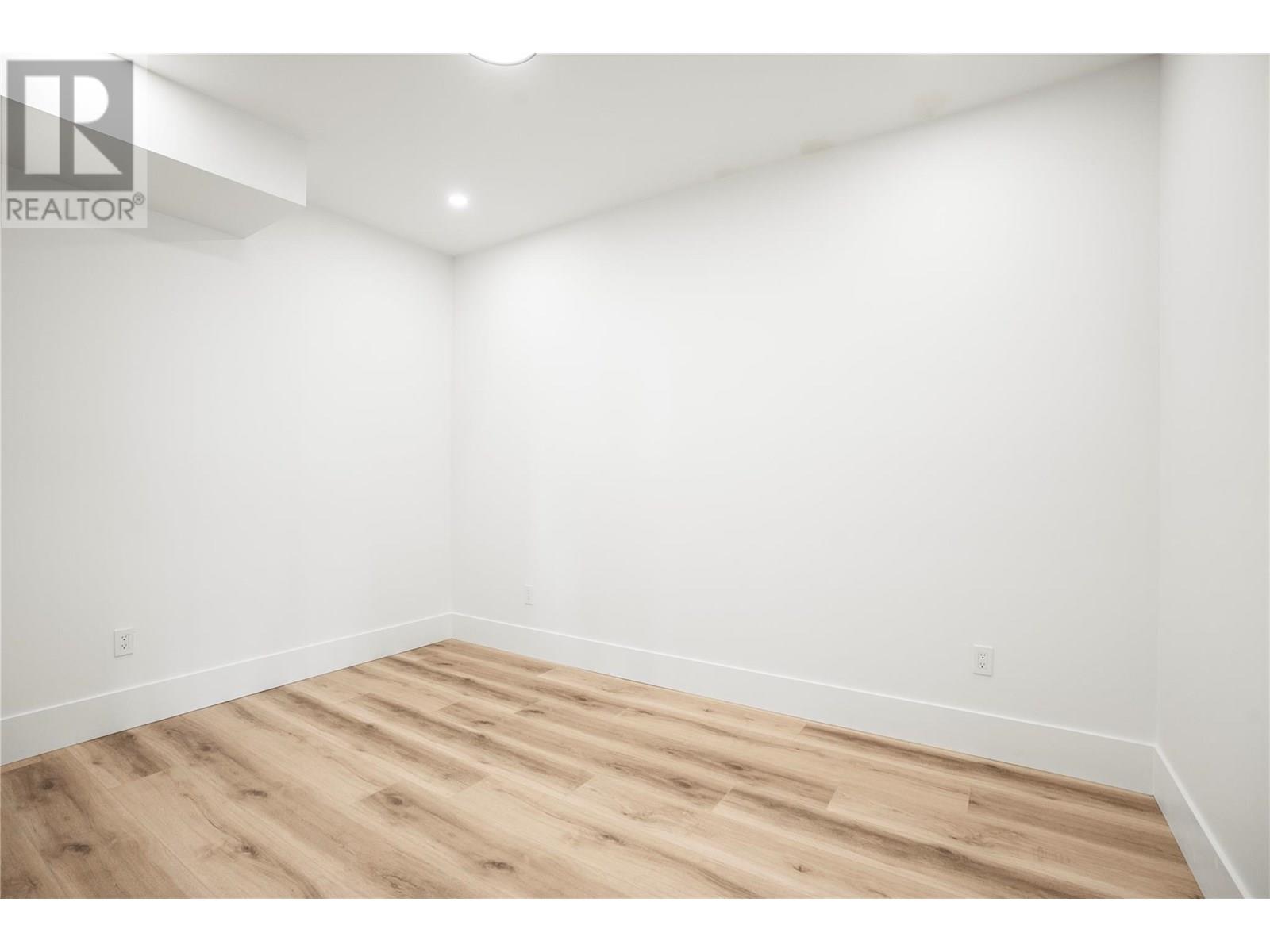  8948 Tavistock Road, Vernon