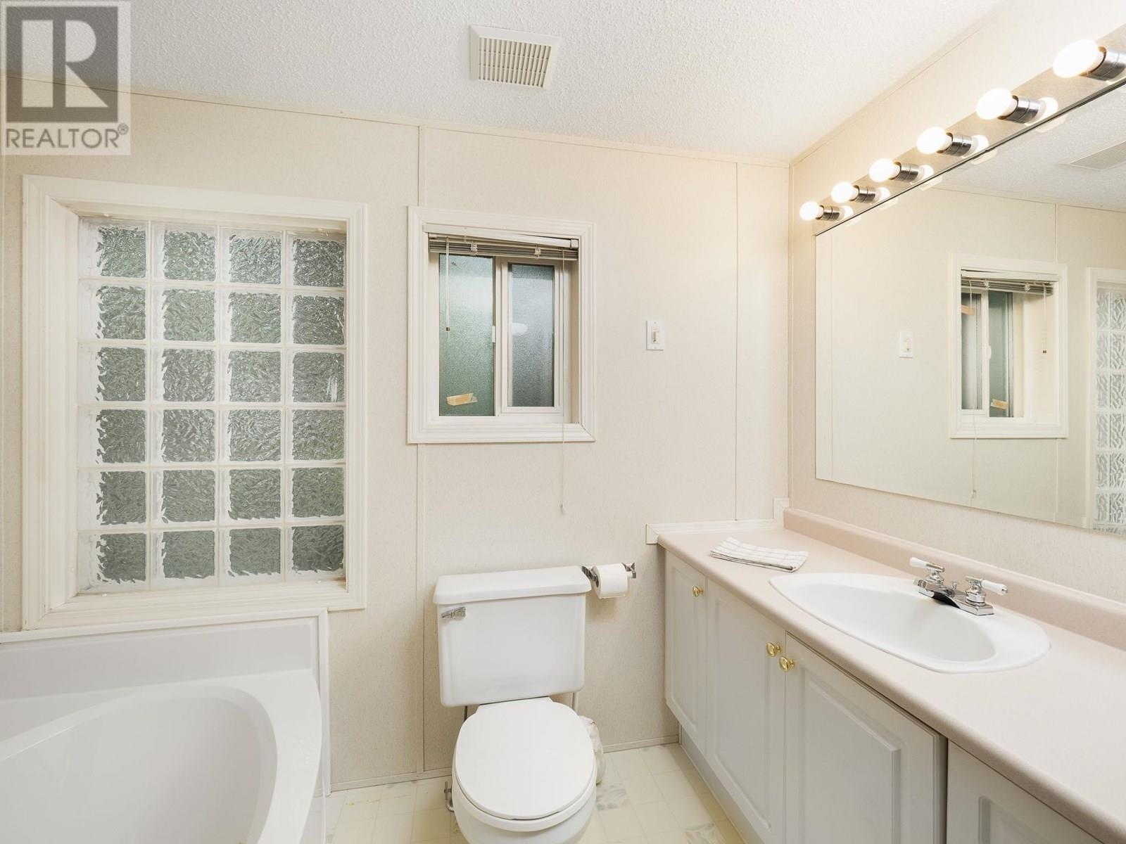 Photo 10 of 3802 Balsum Road, Prince George BC