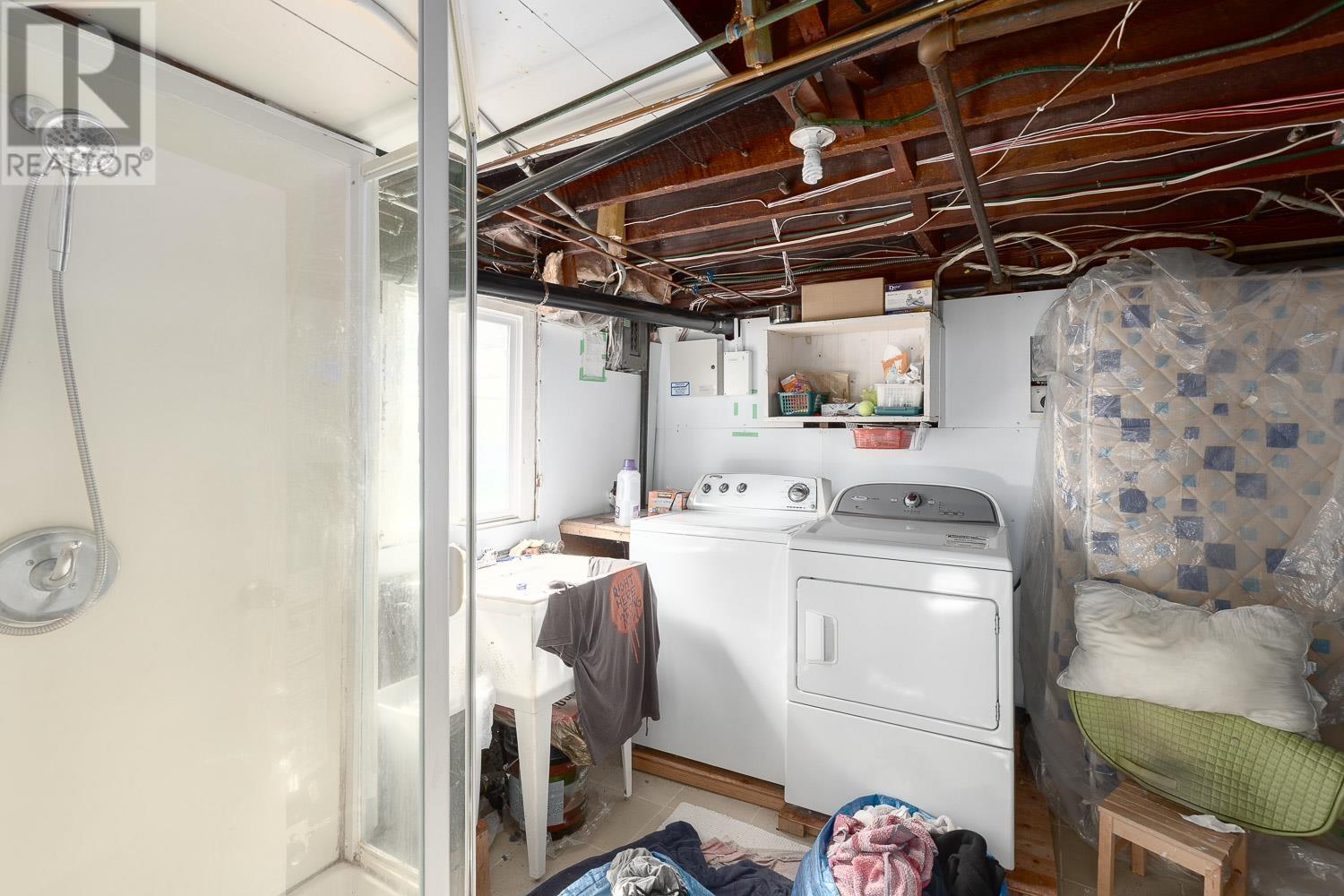 Photo 20 of 2402 W 34th Avenue, Vancouver BC