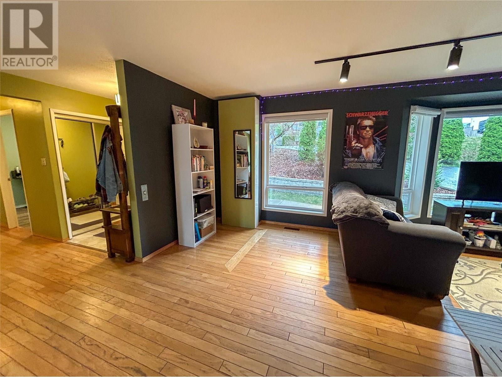 Photo 17 of 822 Richards West Street, Nelson BC