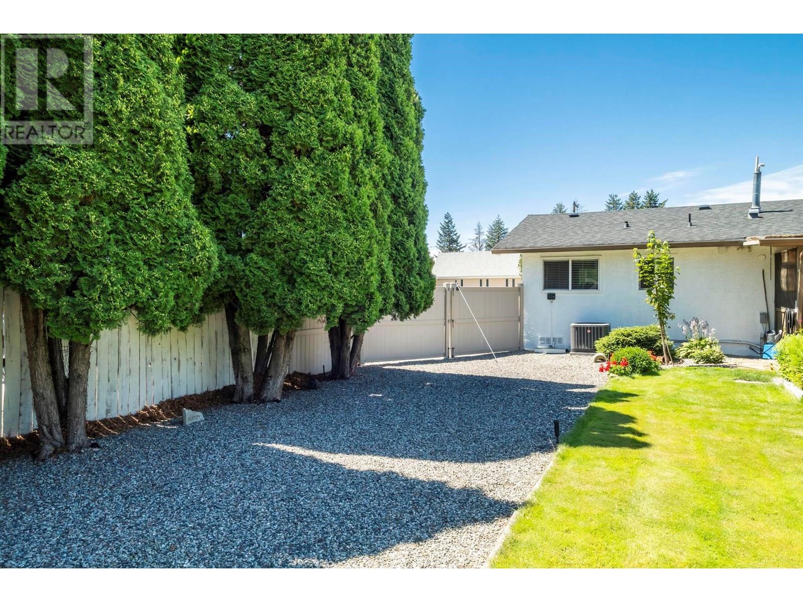  615 Tartan Road, Kelowna