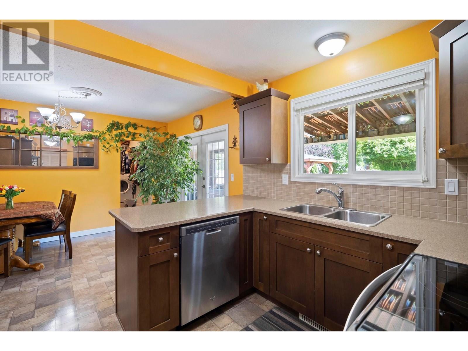  615 Tartan Road, Kelowna