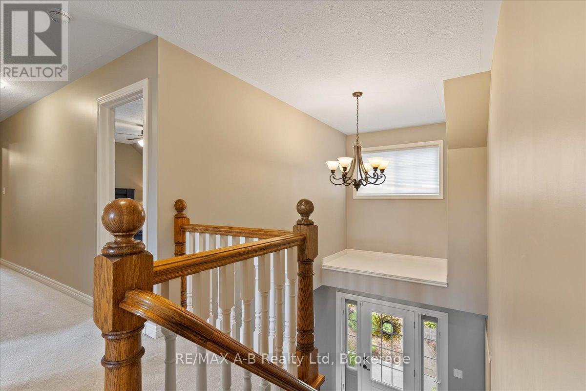 Photo 24 of 214 Jordan Crescent, West Perth ON