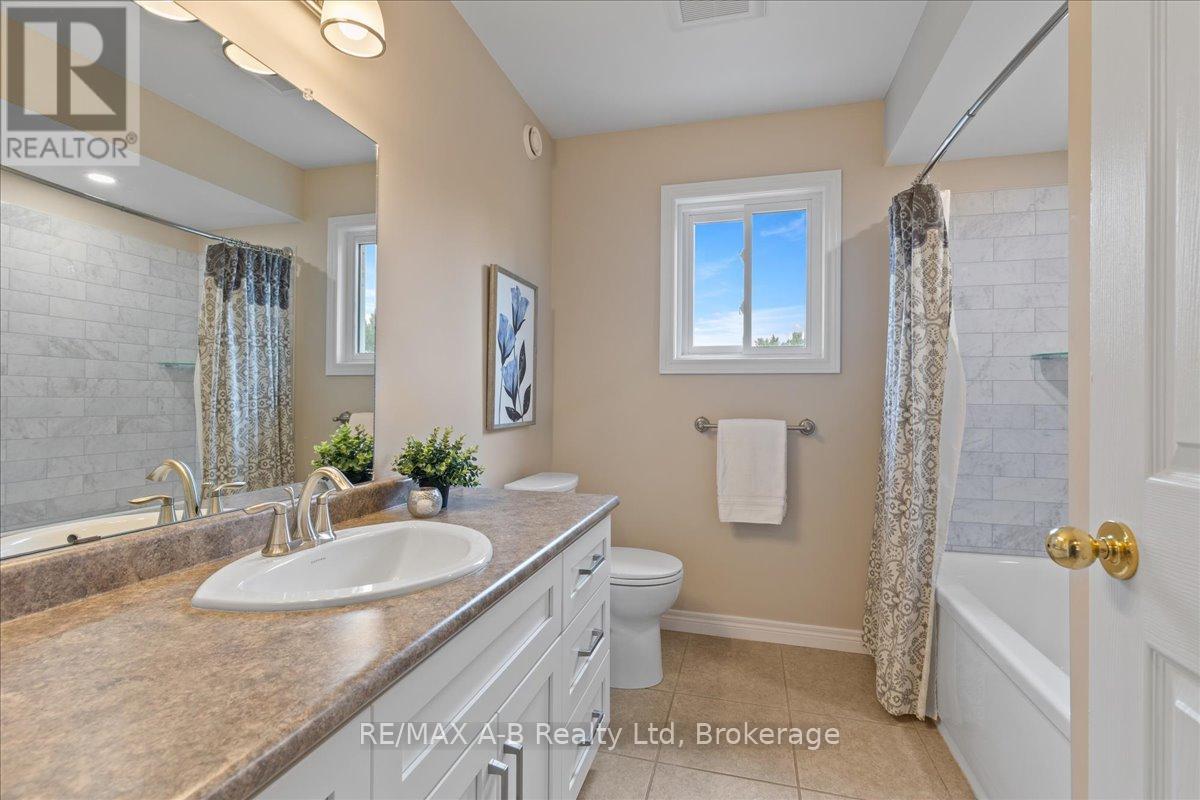 Photo 25 of 214 Jordan Crescent, West Perth ON