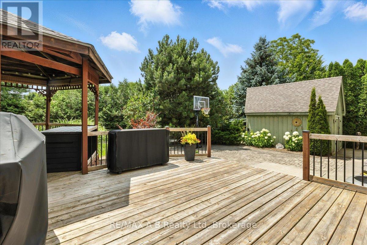 Photo 44 of 214 Jordan Crescent, West Perth ON