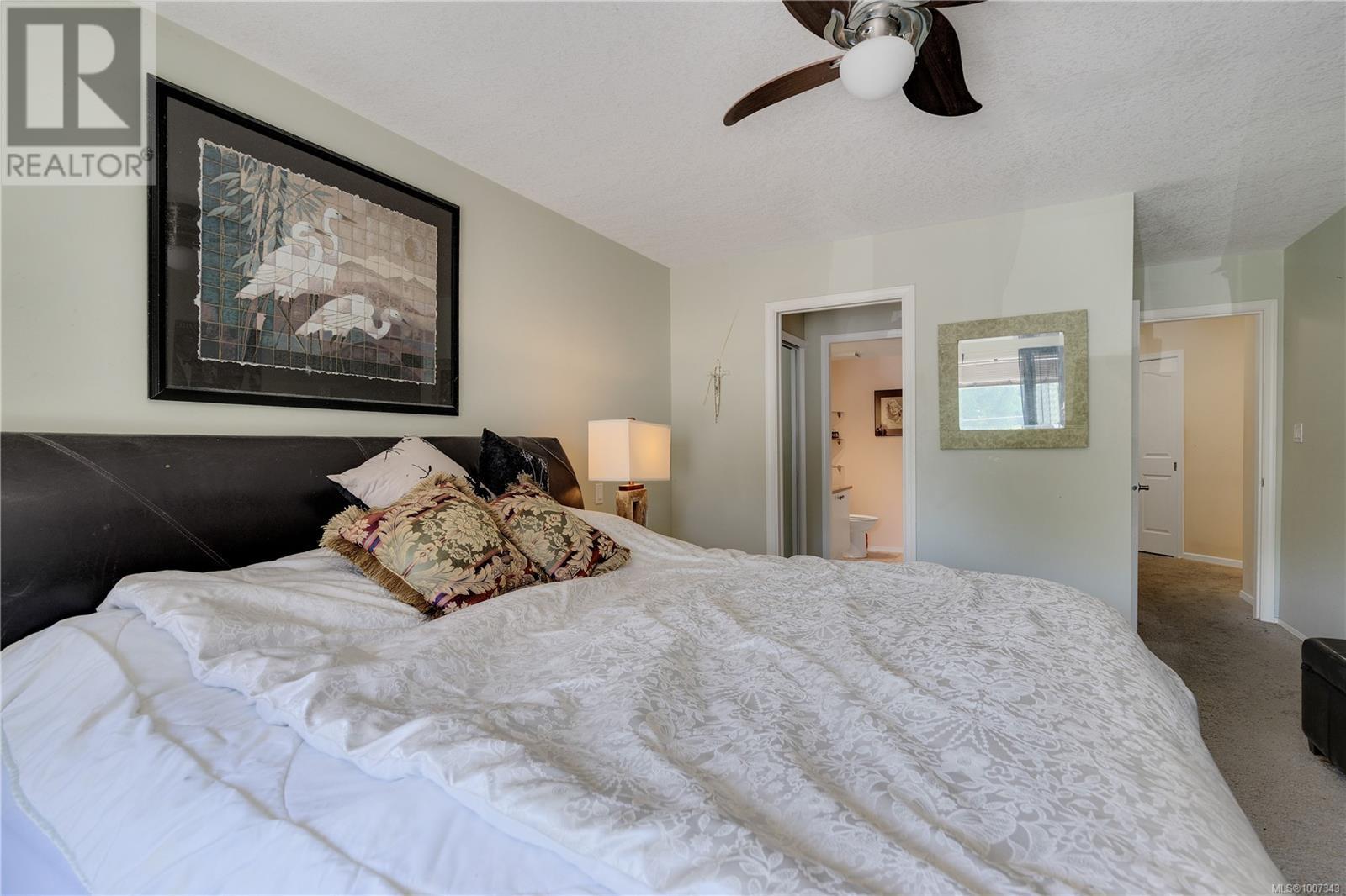 Photo 18 of 207 245 First St, Duncan BC
