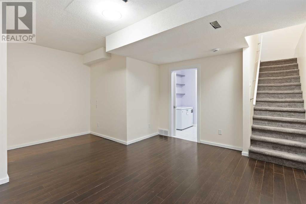 Single Family House for Sale in  New Brighton Park SE New Brighton Calgary 