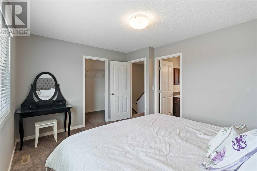 Single Family House for Sale in  New Brighton Park SE New Brighton Calgary 