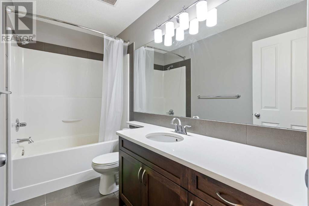 Single Family House for Sale in  New Brighton Park SE New Brighton Calgary 