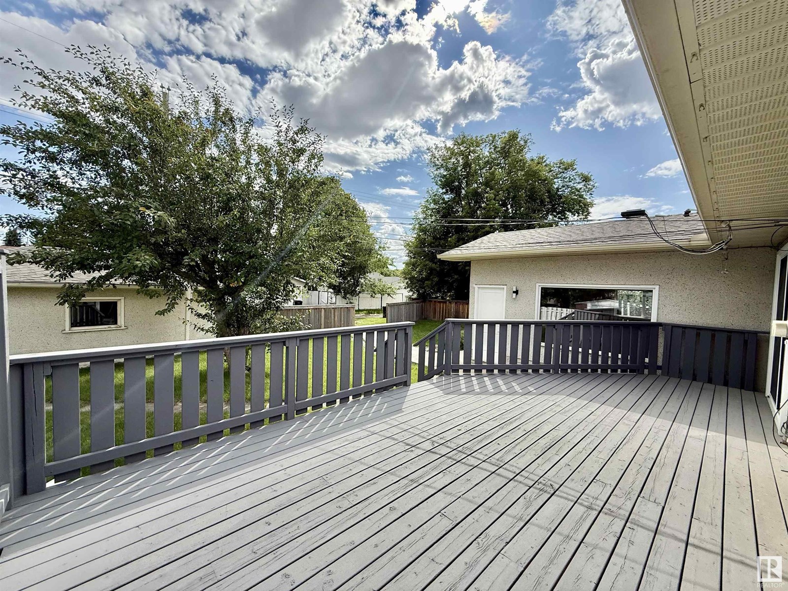 Photo 29 of 15705 86 Av Nw Nw, Edmonton AB