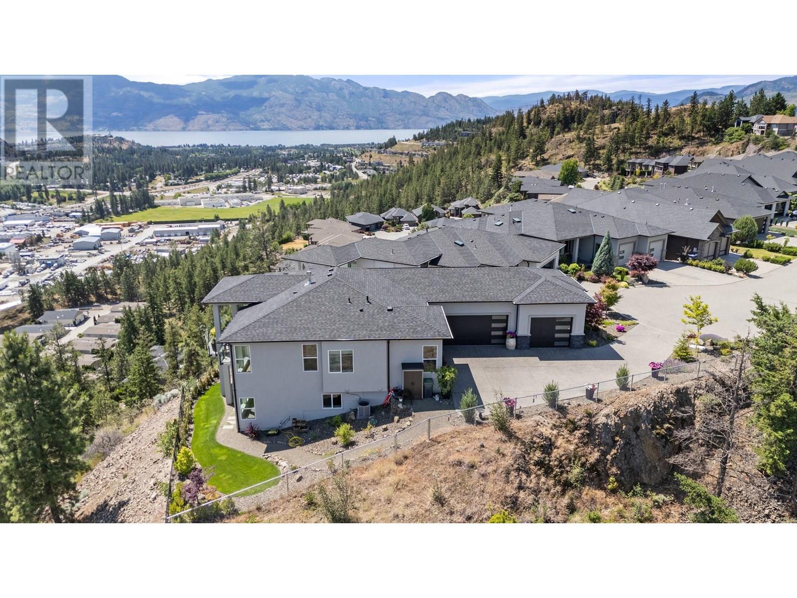 2502 Hedgestone Drive, West Kelowna