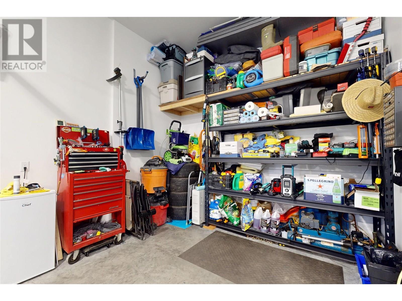 2502 Hedgestone Drive, West Kelowna