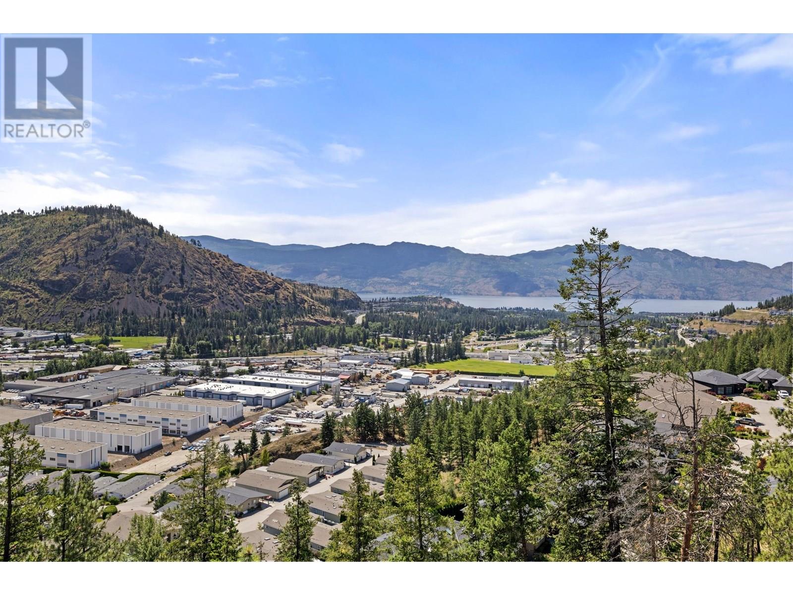 2502 Hedgestone Drive, West Kelowna