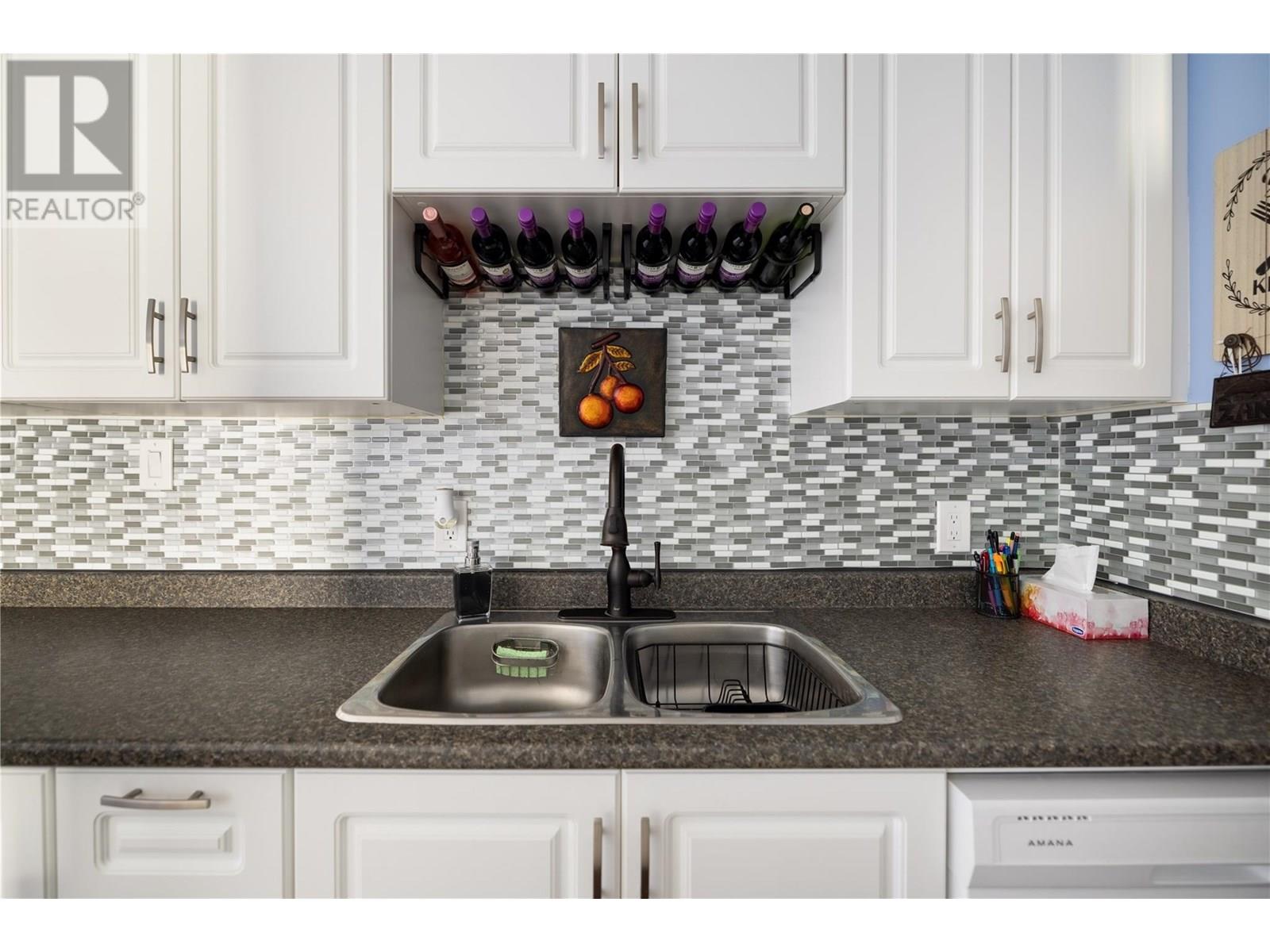 252 715 Leathead Road, Kelowna