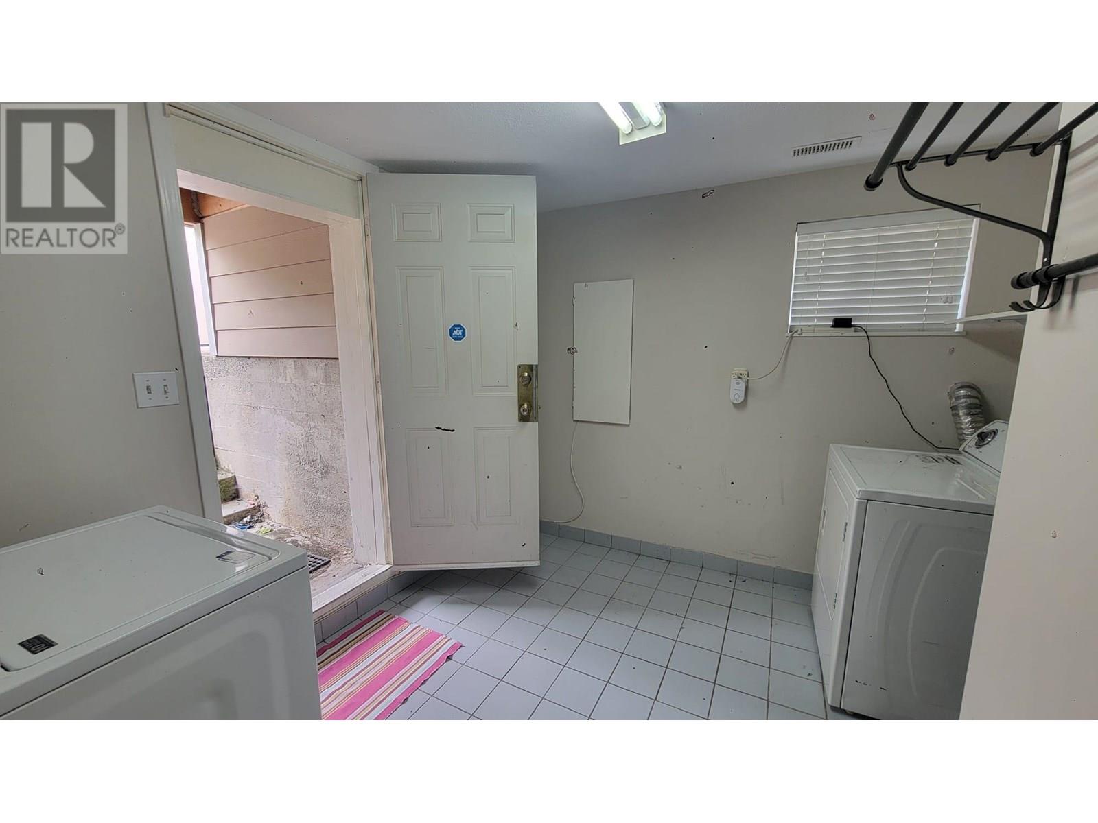 Photo 14 of 4661 Napier Street, Burnaby BC
