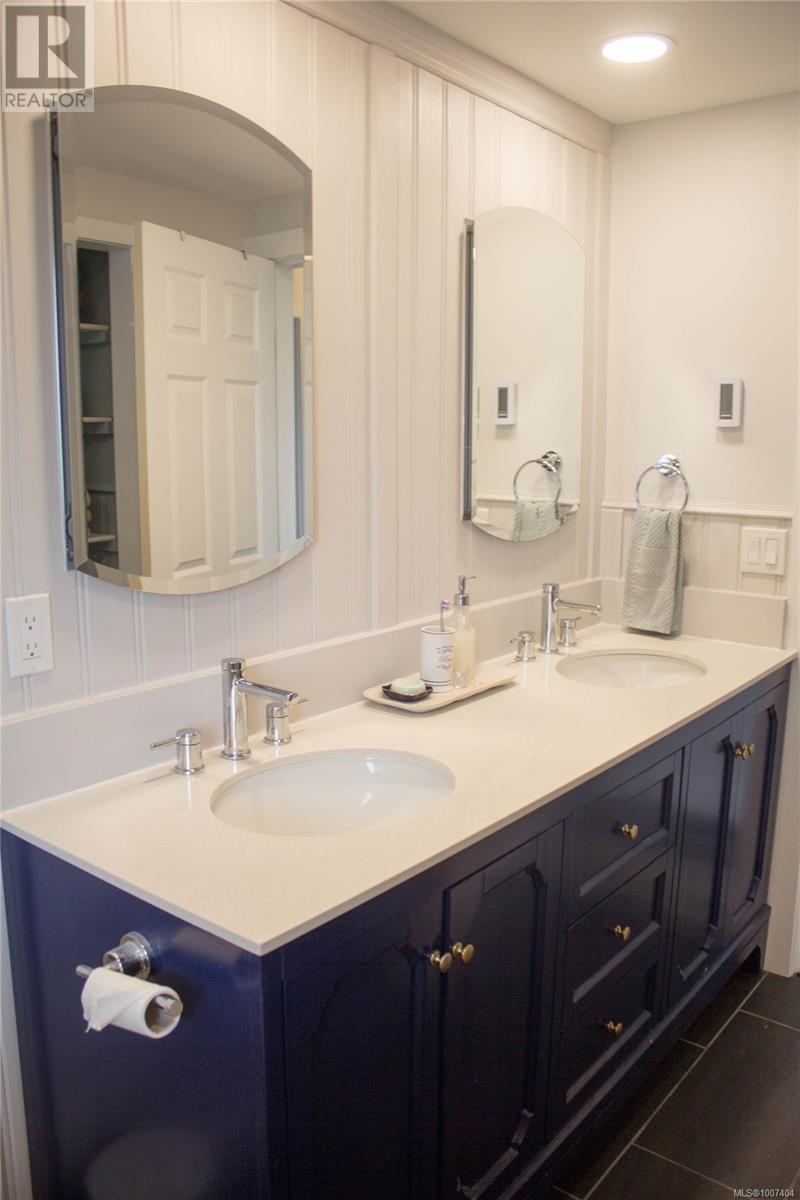 2141 Camosun Cres, Port McNeill