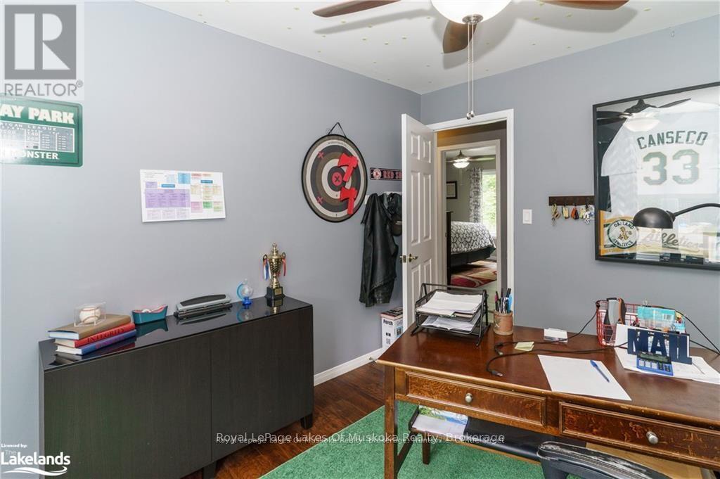 Photo 12 of 74 Glencairn Crescent, Huntsville ON