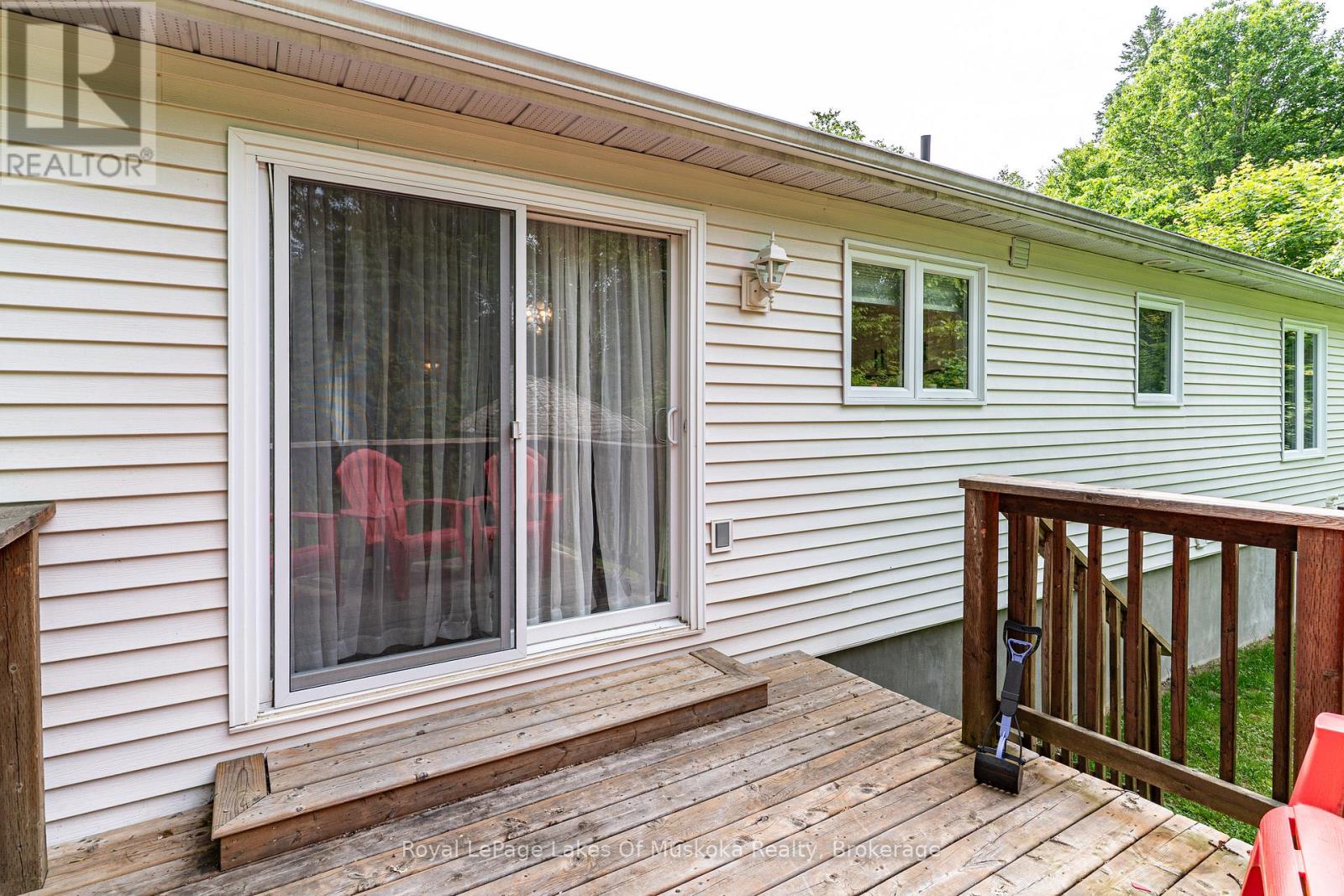 Photo 27 of 74 Glencairn Crescent, Huntsville ON