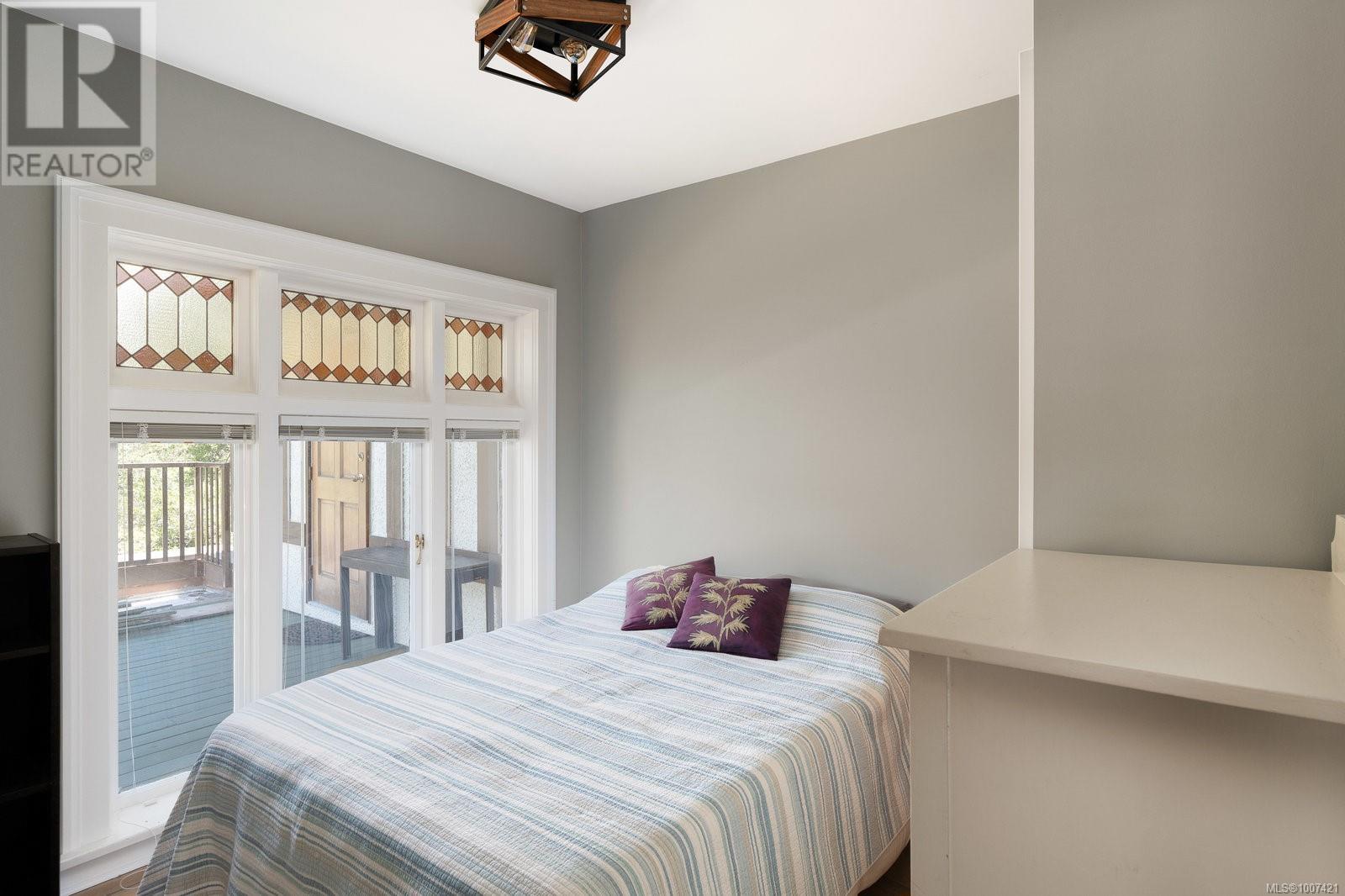 Single Family House Character for Sale in   Pemberton Rd Victoria 