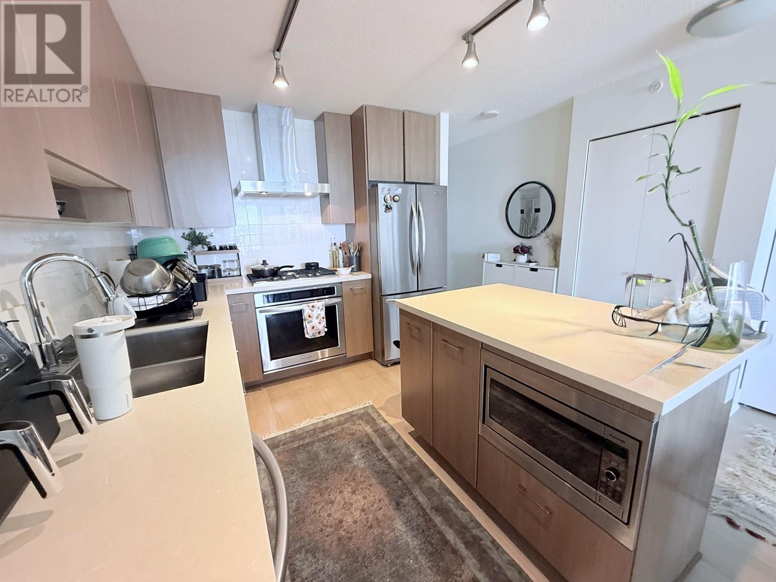Photo 6 of 2503 4189 Halifax Street, Burnaby BC