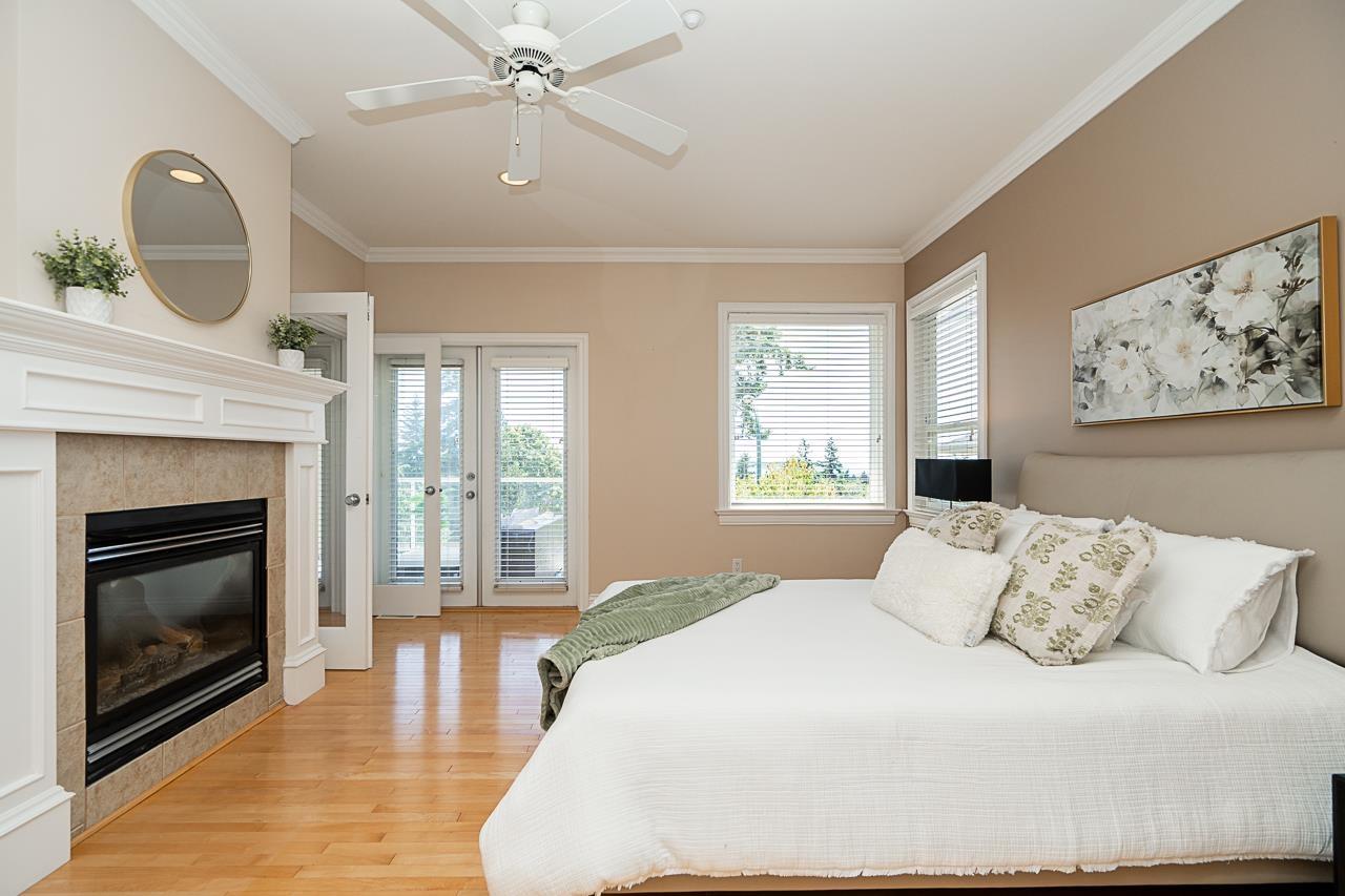 Photo 16 of 15645 Pacific Avenue, White Rock BC