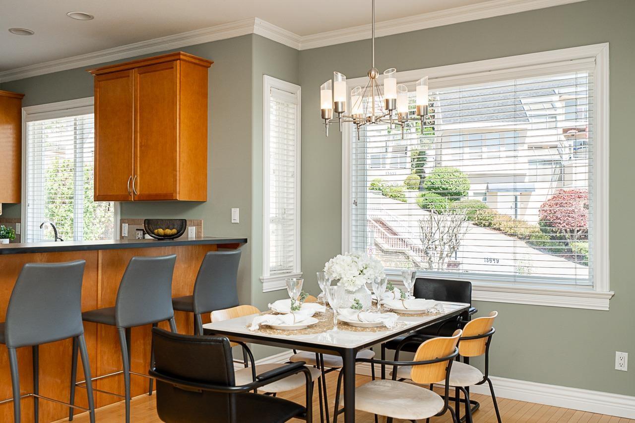 Photo 8 of 15645 Pacific Avenue, White Rock BC