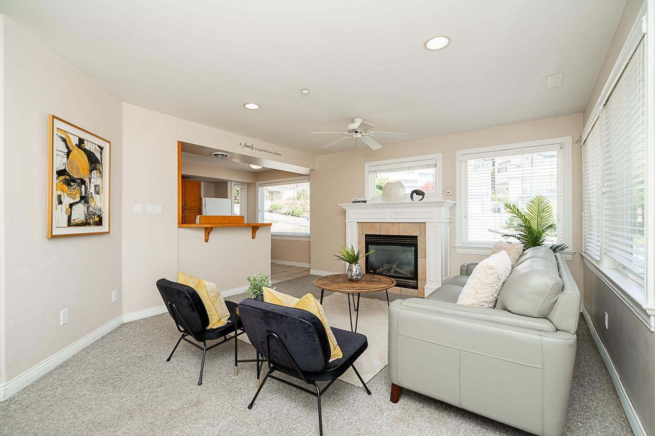 Photo 26 of 15645 Pacific Avenue, White Rock BC
