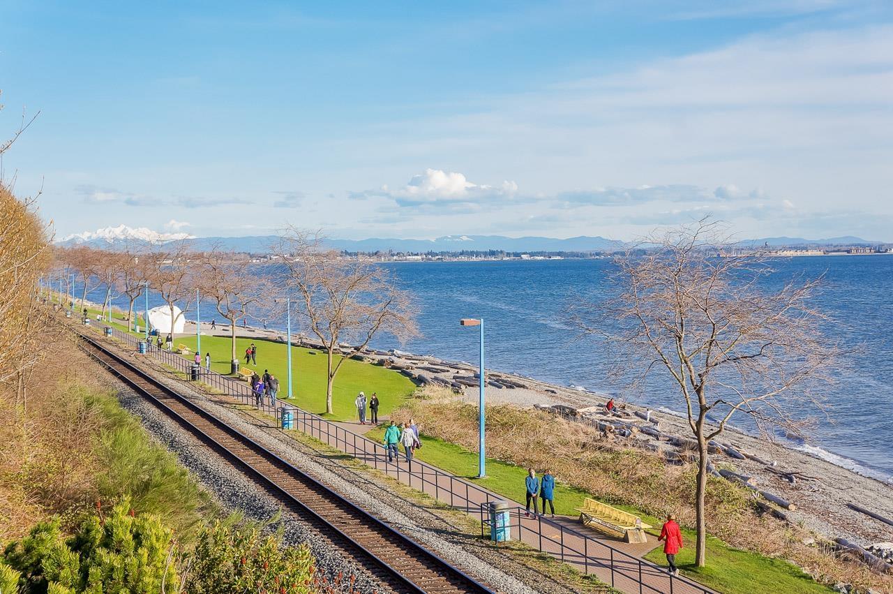 Photo 37 of 15645 Pacific Avenue, White Rock BC